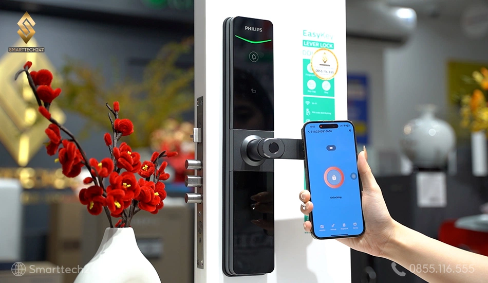 Thiết lập khóa qua Smartphone: Kết nối Bluetooth/WiFi, thiết lập trong tích tắc.