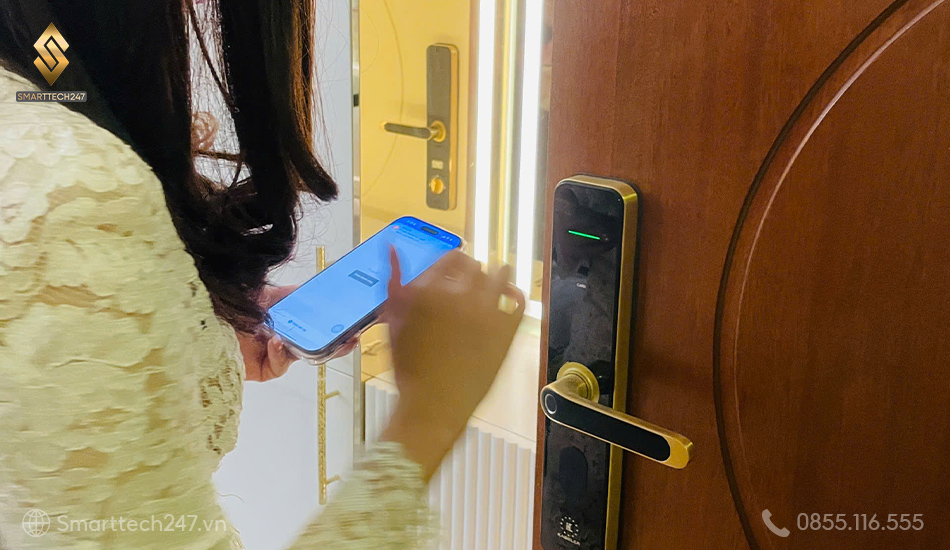 Khoa Cua Thong Minh Dieu Khien Tu Xa (12)