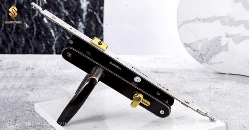 Khoa Cua Nhom Kinh (5)