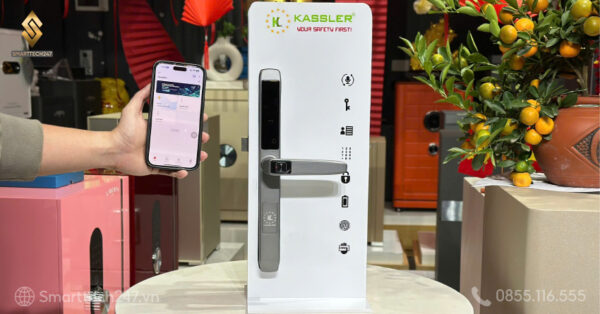 Khoa Gat Cua Nhom (1)