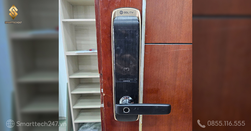 Khoa Tay Gat Cua Go (2)