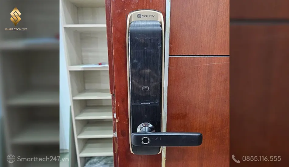 Khóa cửa gỗ thông minh tay gạt Solity GM-6000BK được cấu tạo từ hợp kim cao cấp Khóa cửa gỗ thông minh tay gạt Solity GM-6000BK được cấu tạo từ hợp kim cao cấp