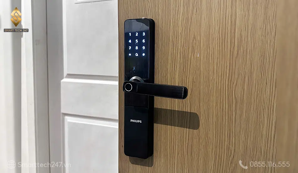 Khóa tay gạt cửa gỗ thông minh giá tốt: An toàn & Tiết kiệm. Khóa tay gạt cửa gỗ thông minh giá tốt: An toàn & Tiết kiệm.