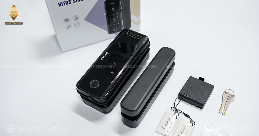 Khoa Van Tay Nha Trang (1)