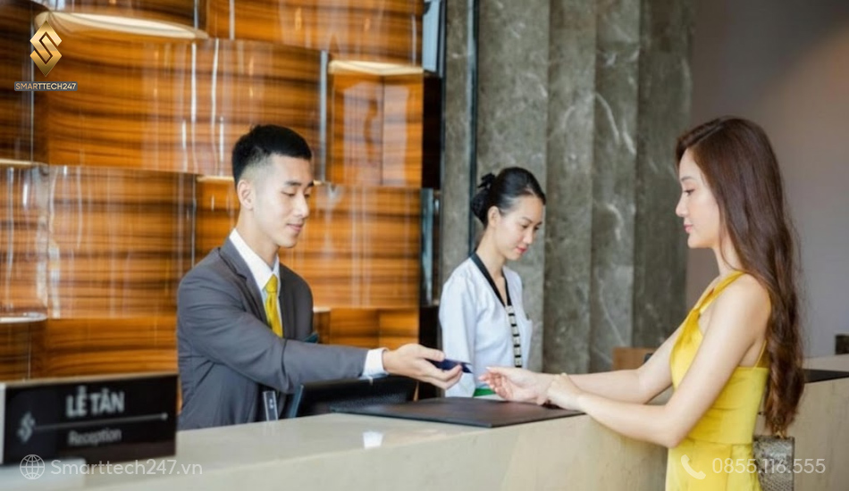 Cach Mo Cua Phong Khach San Bang The (5)