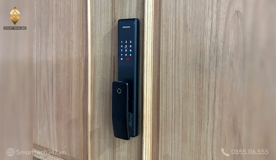 Biểu tượng báo pin nhấp nháy – Thay pin ngay tránh sập nguồn.