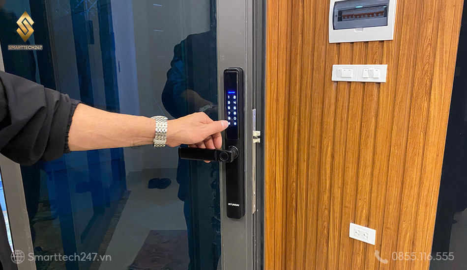 Khoa Cua Nhom Xingfa Nao Tot