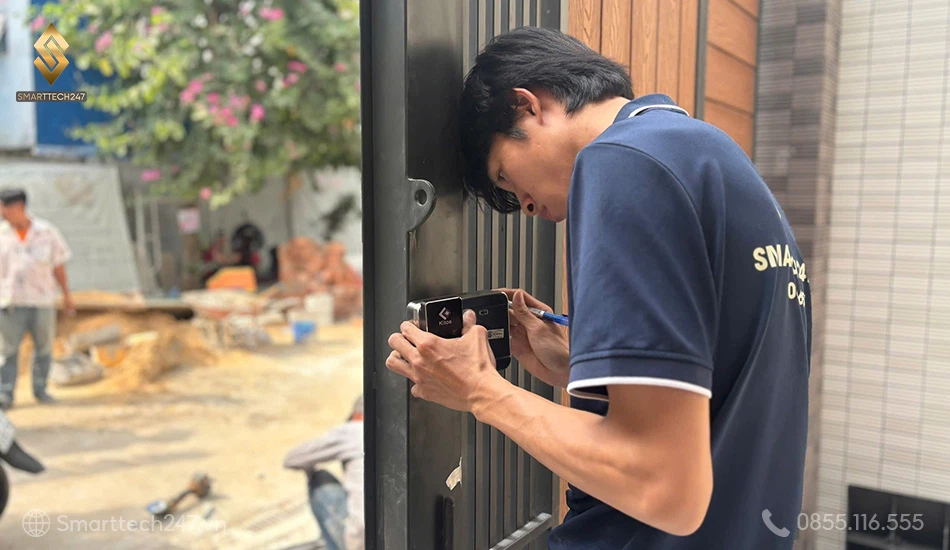 Smarttech247: Tư vấn khóa cửa vân tay loại nào tốt & thi công lắp đặt uy tín hàng đầu.