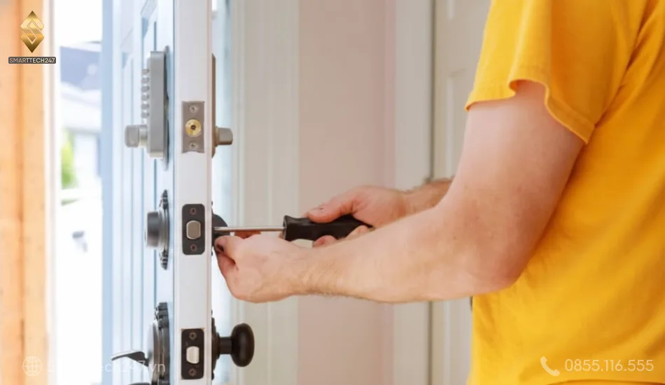 Mẫu khóa cửa gỗ đẹp có phải là yêu tố ảnh hưởng đến giá lắp không ?