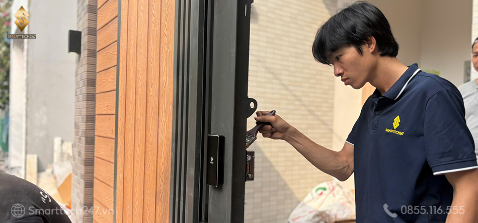 Khoa Cong Van Tay Chong Nuoc Cua Sat