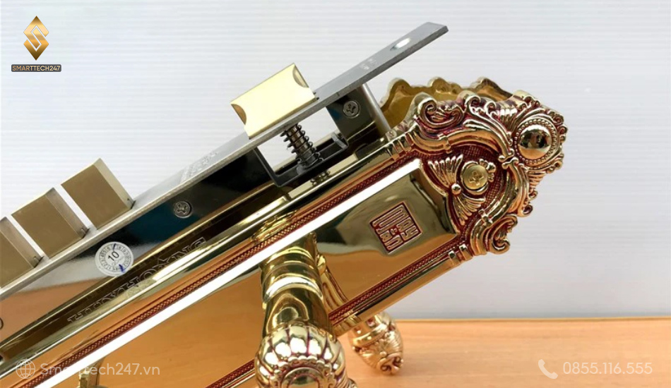 Khoa Cua Dai Sanh Huy Hoang (8)