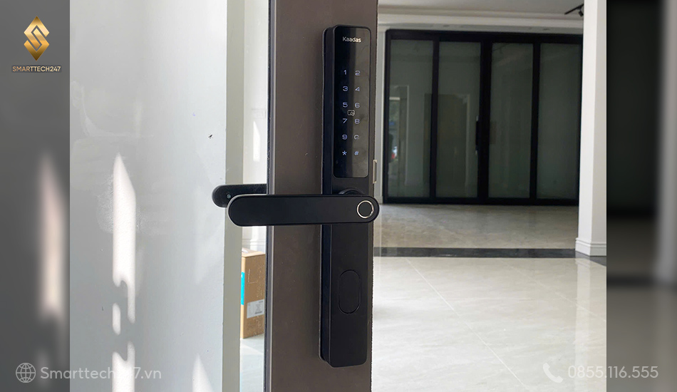 Khoa Cua Tay Gat Cua Nhom (10)