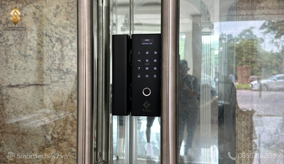 Khoa Cua Thuy Luc (14)