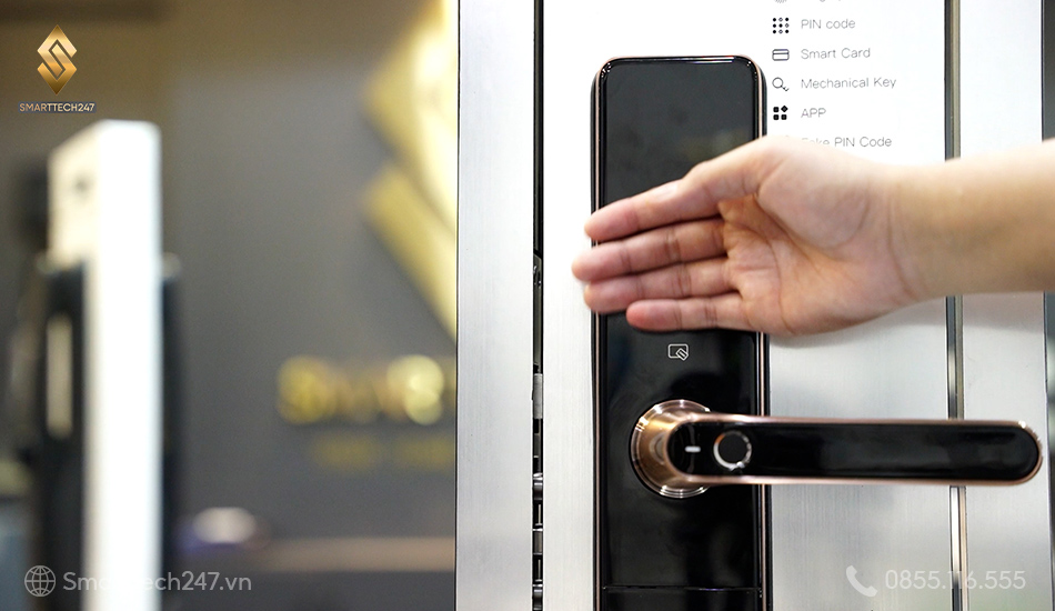 Khoa Van Tay Khong Nhan Van Tay (2)