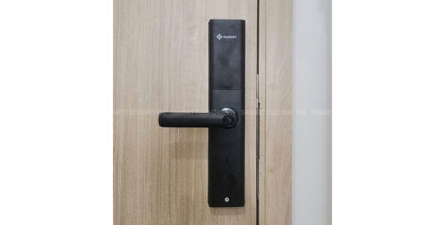 Khoa Van Tay Cua Go Thong Minh Hubert Hb Cg22 Black 2