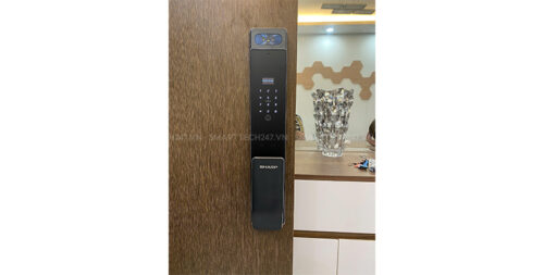 Khoa Cua Khuon Mat Cao Cap Sharp S5 Fv 4