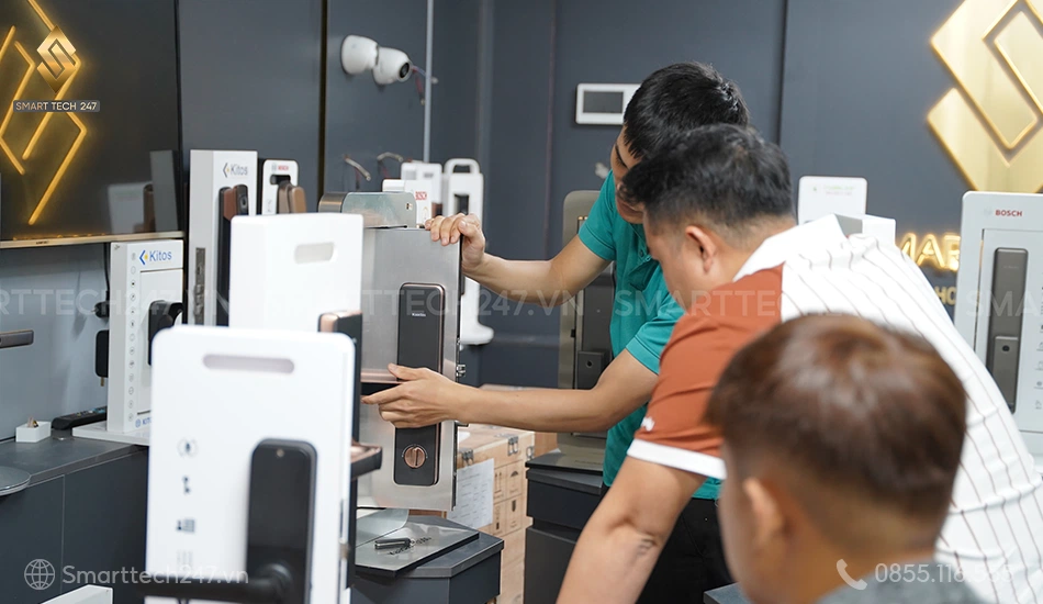 Dịch vụ sửa khóa thông minh: Tư vấn giải pháp tối ưu, công khai chi phí với chủ nhà.