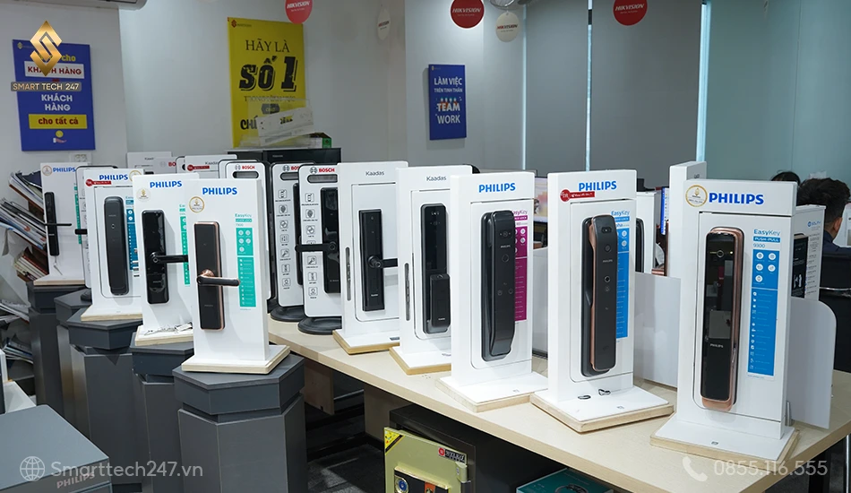 Cách sử dụng khóa cửa vân tay chính hãng Philips, Kaadas, Bosch tại Smarttech247.vn.