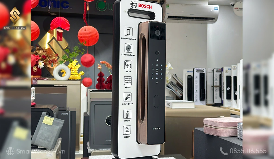 Hướng dẫn cách sử dụng khóa cửa vân tay: Đổi mật khẩu định kỳ để tăng cường bảo mật.