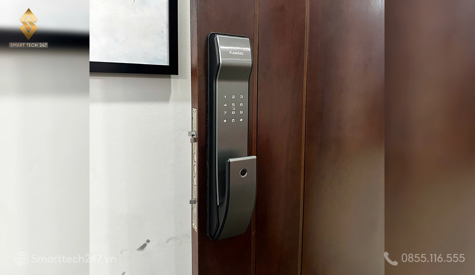 Khóa Vân Tay Cửa Gỗ – Mẫu khóa cửa gỗ và thép chống cháy giá tốt hàng đầu. Khóa Vân Tay Cửa Gỗ – Mẫu khóa cửa gỗ và thép chống cháy giá tốt hàng đầu.